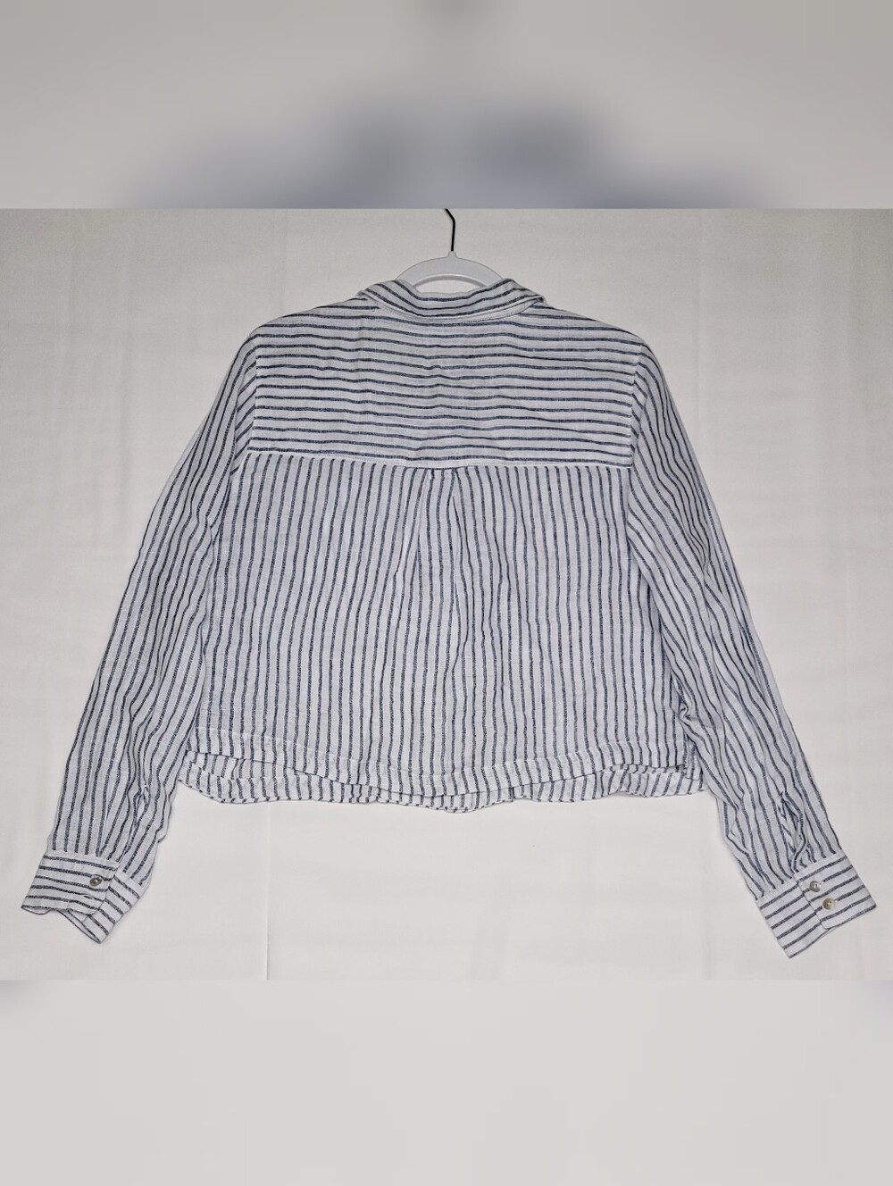 Christian Siriano White and Gray Striped Button-Down 100% Linen Shirt - Picture 6 of 12